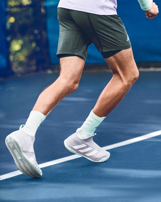 Stefanos Tsitsipas in HEAT.RDY 2n1 Short and Stycon shoe