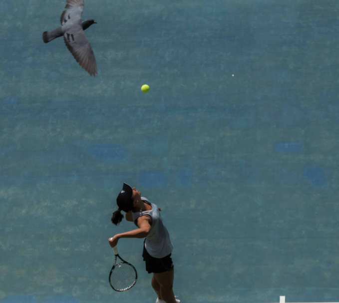 distracted tennis player